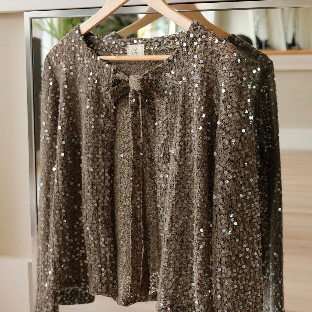 The Coquette cardigan (pre-order)