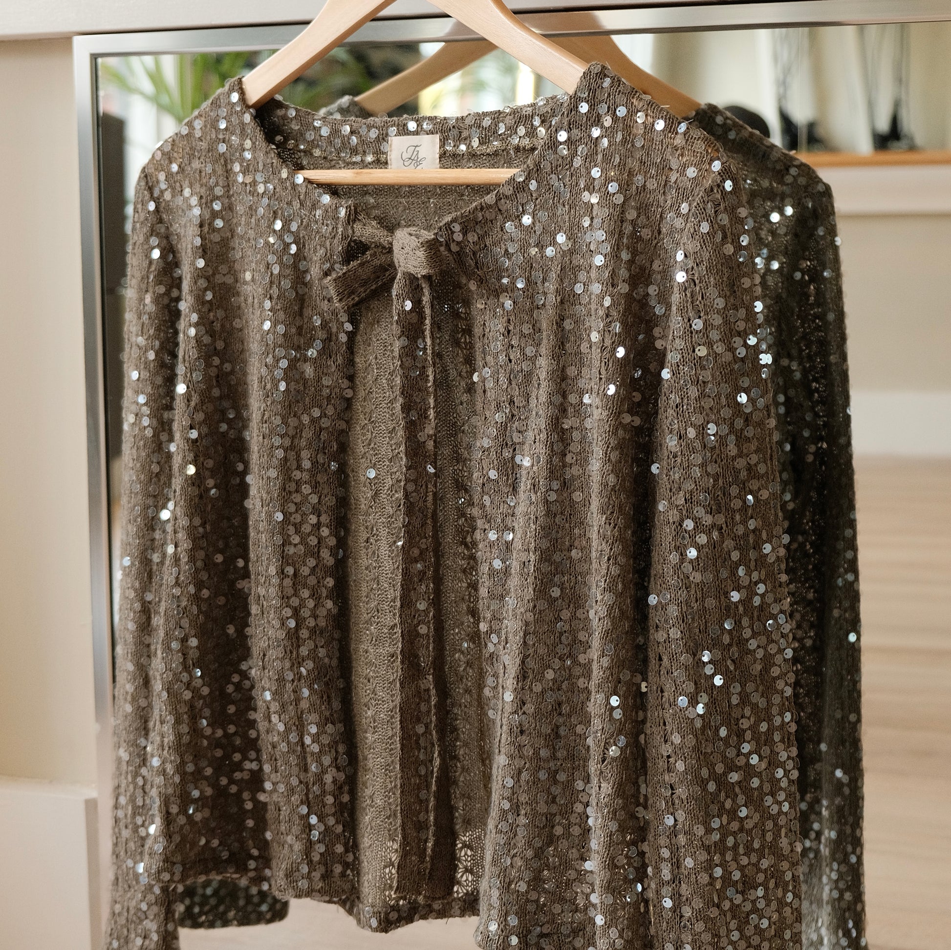 The Coquette cardigan (pre-order)